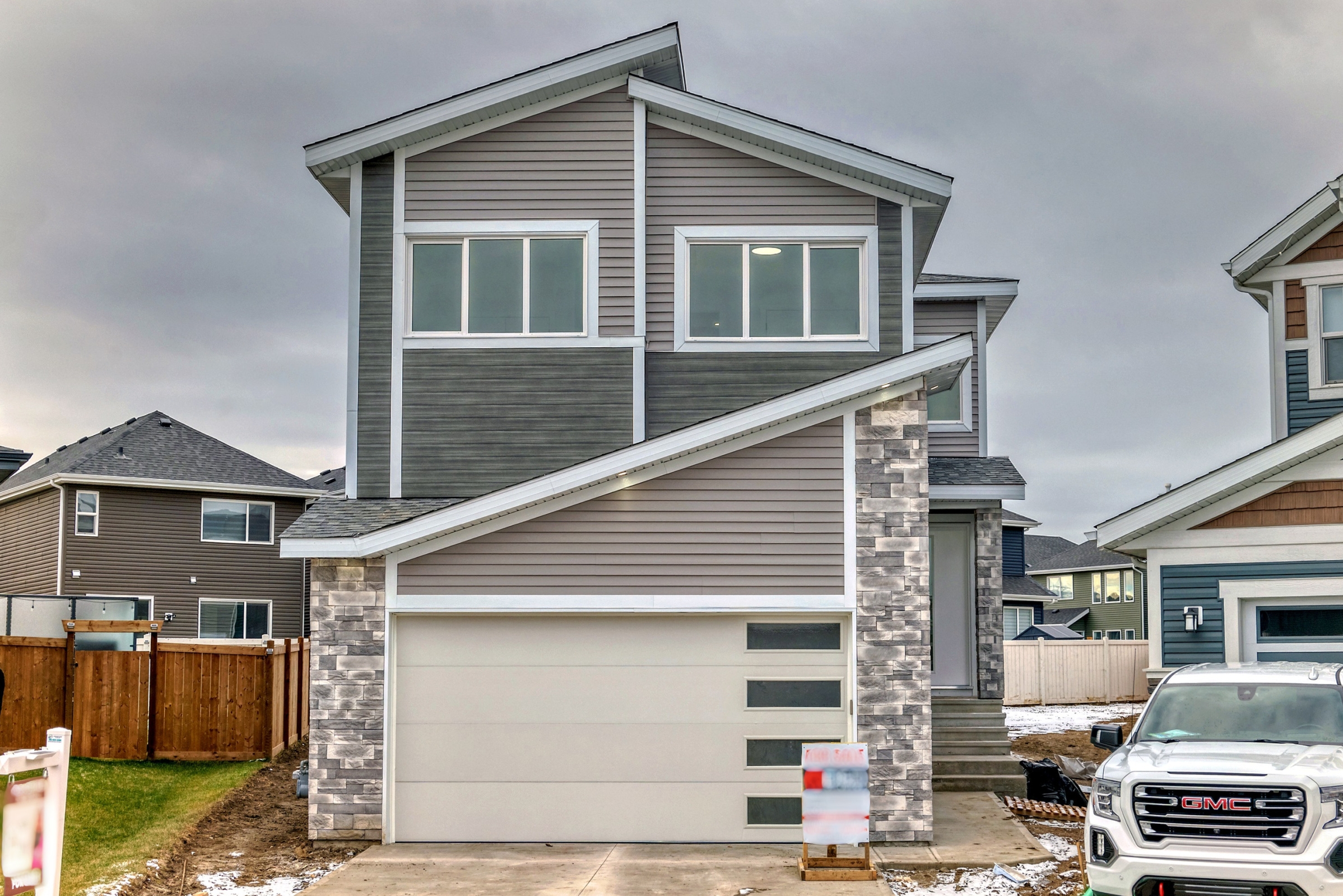 9 Sturtz Hollow, Leduc
